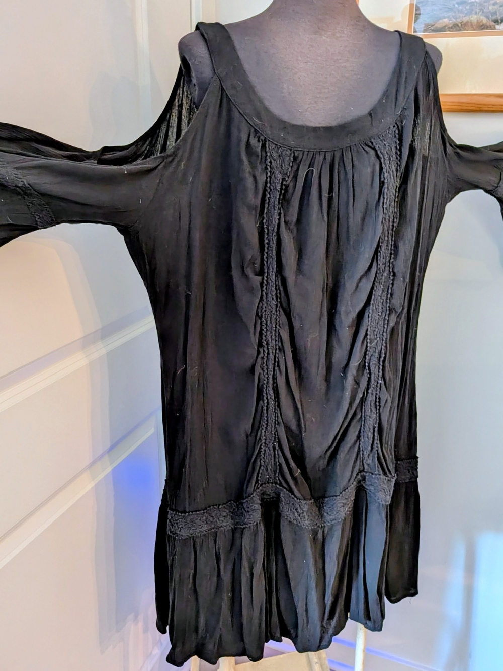 Terra & Sky Black Cold-Shoulder Boho Tunic